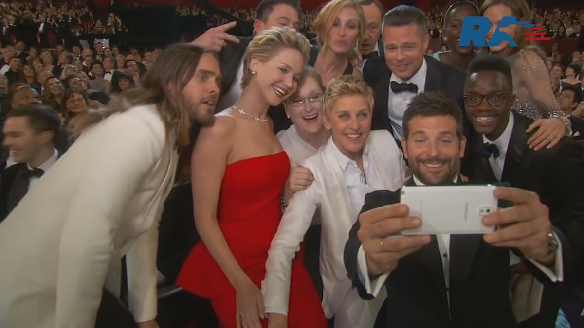 Звезды делают "себяшечку"