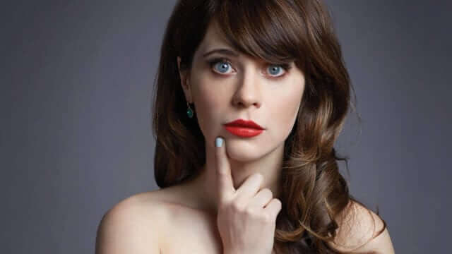 Зоуи Дешанель Zooey Deschanel уверяет, что маникюр – часть ее настроения: