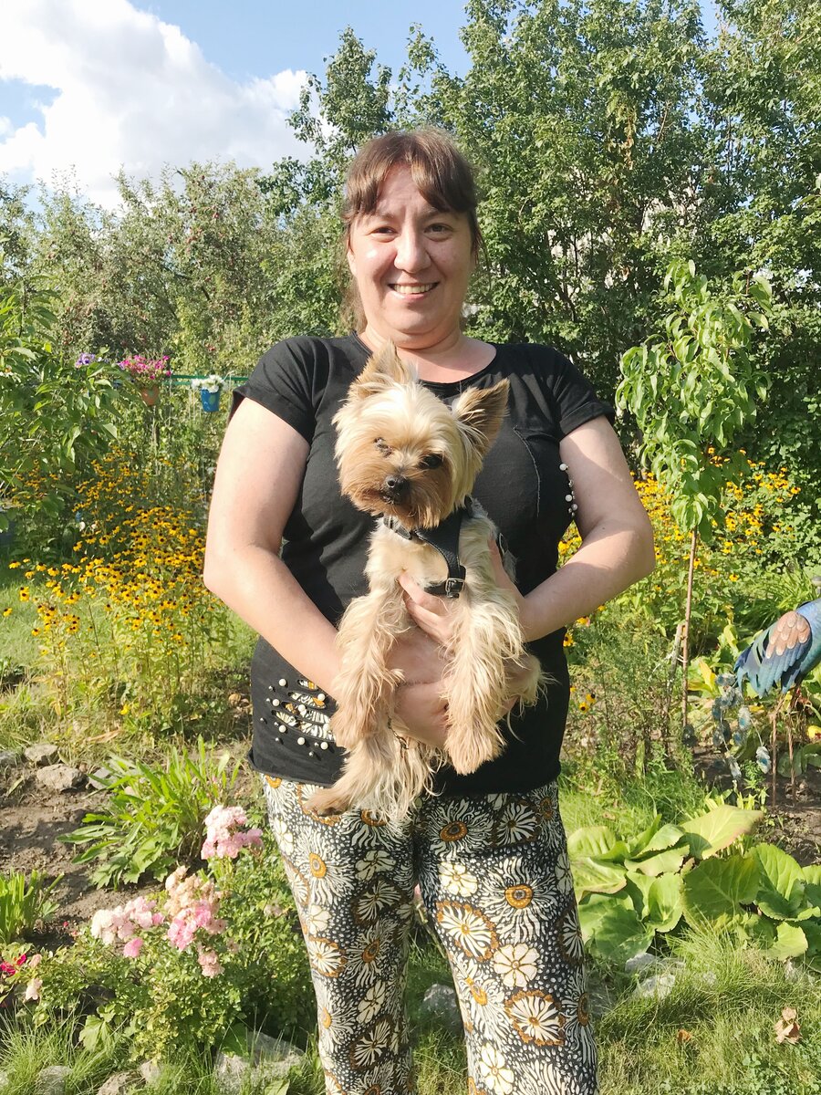 С ма на даче:)