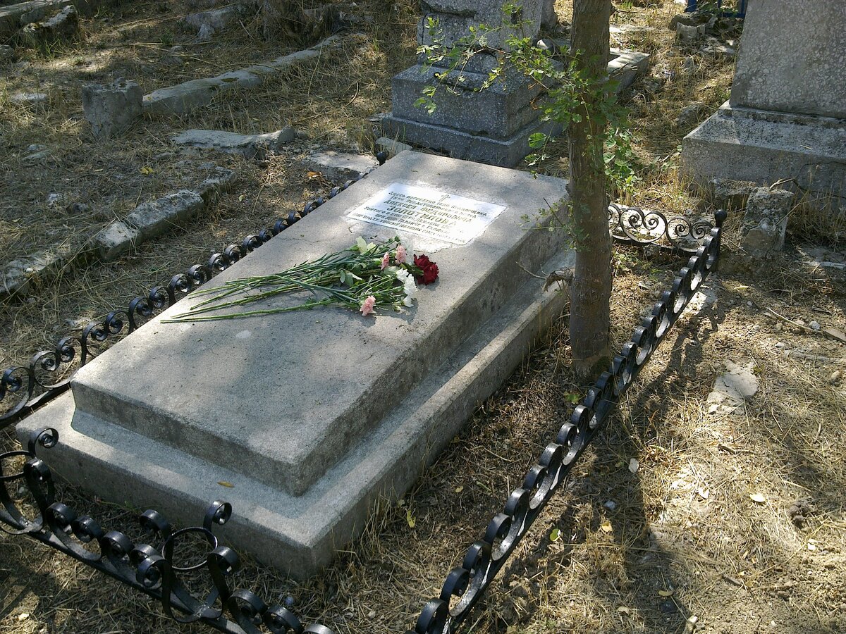 Вот продолжение жизни от которой никуда не спрячишься...