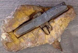 Согласно науке, некоторым археологическим артефактам миллионы лет. Предполагается, что история кузнечного дела насчитывает не более 5000 лет, но это опровергается шокирующими предметами, найденными в угле и камнях, возраст которых несколько сотен миллионов лет. Кто нас обманывает?