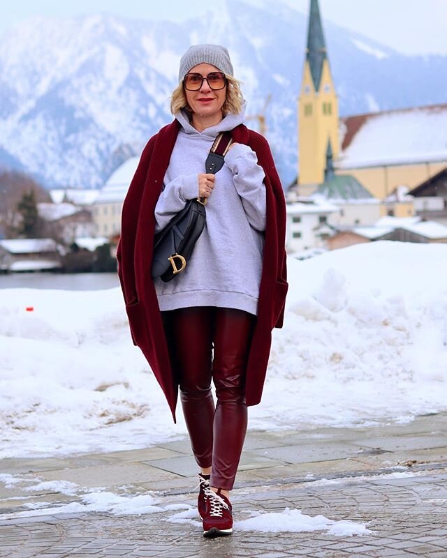 Шикарная Симона в 50 лет