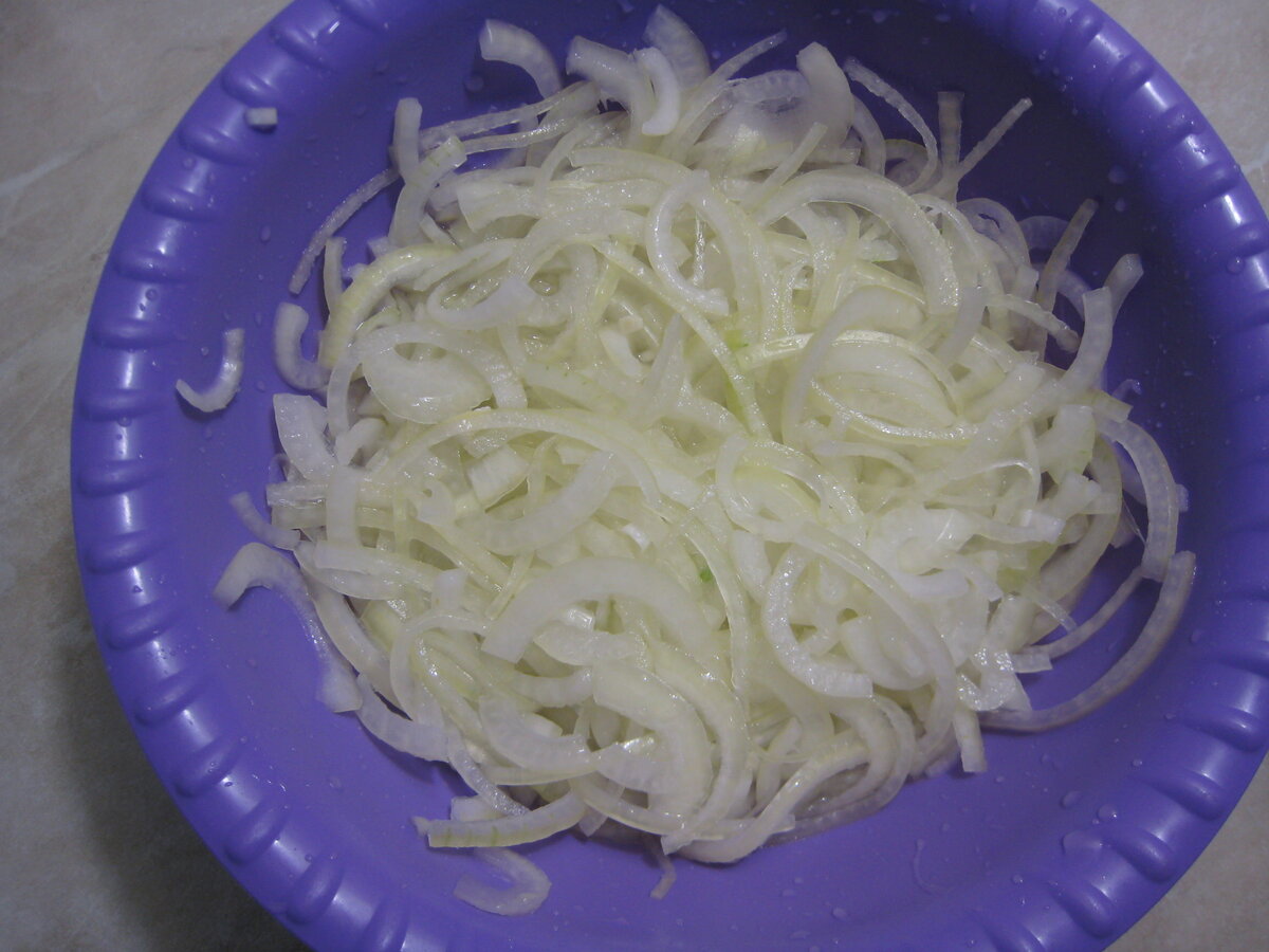 Самый простой рецепт приготовления салата "Мясо по-русски". Пошагово с фото.