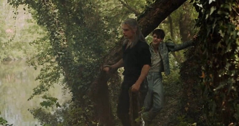 Геральт, который очень занят и невероятно рад встрече с Лютиком. Скриншоты из сериала, которые надо листать