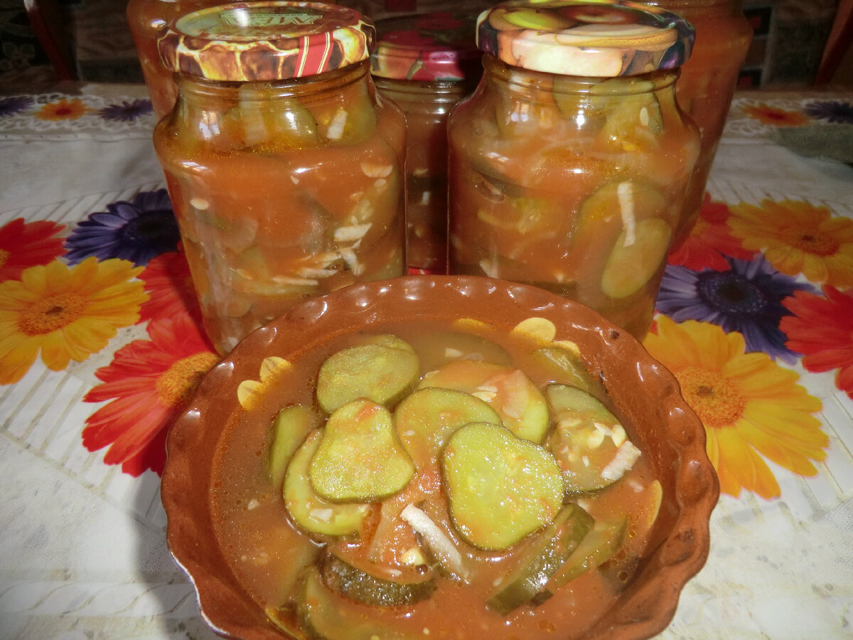 Огурцы в томатной заливке на зиму.