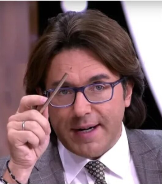 #андрей малахов #парик #гонорары актеров #пустьговорят #ток-шоу #токсичные люди #прямой эфир 