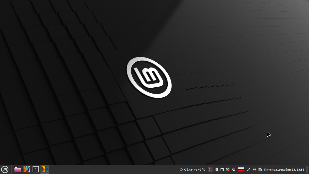 Чистый рабочий стол Linux Mint Vera