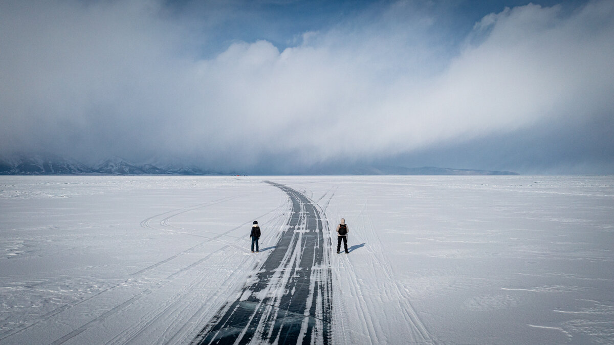 Байкал покрытый снегом (март 2022г.)