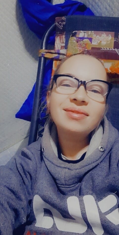 Довольная я от зимней рыбалке)