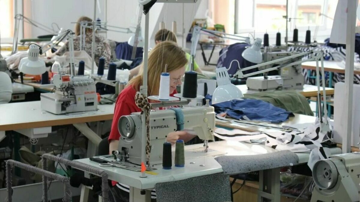     Плановые проверки при этом будут проводиться, но с ограничениями, сообщили в пресс-службе правительства РФ.