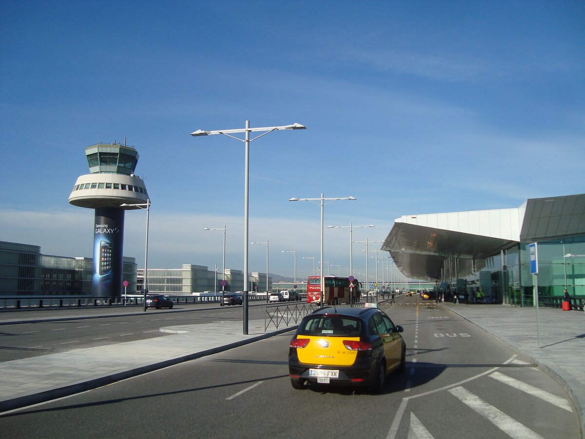 Аэропорт в барселоне испания