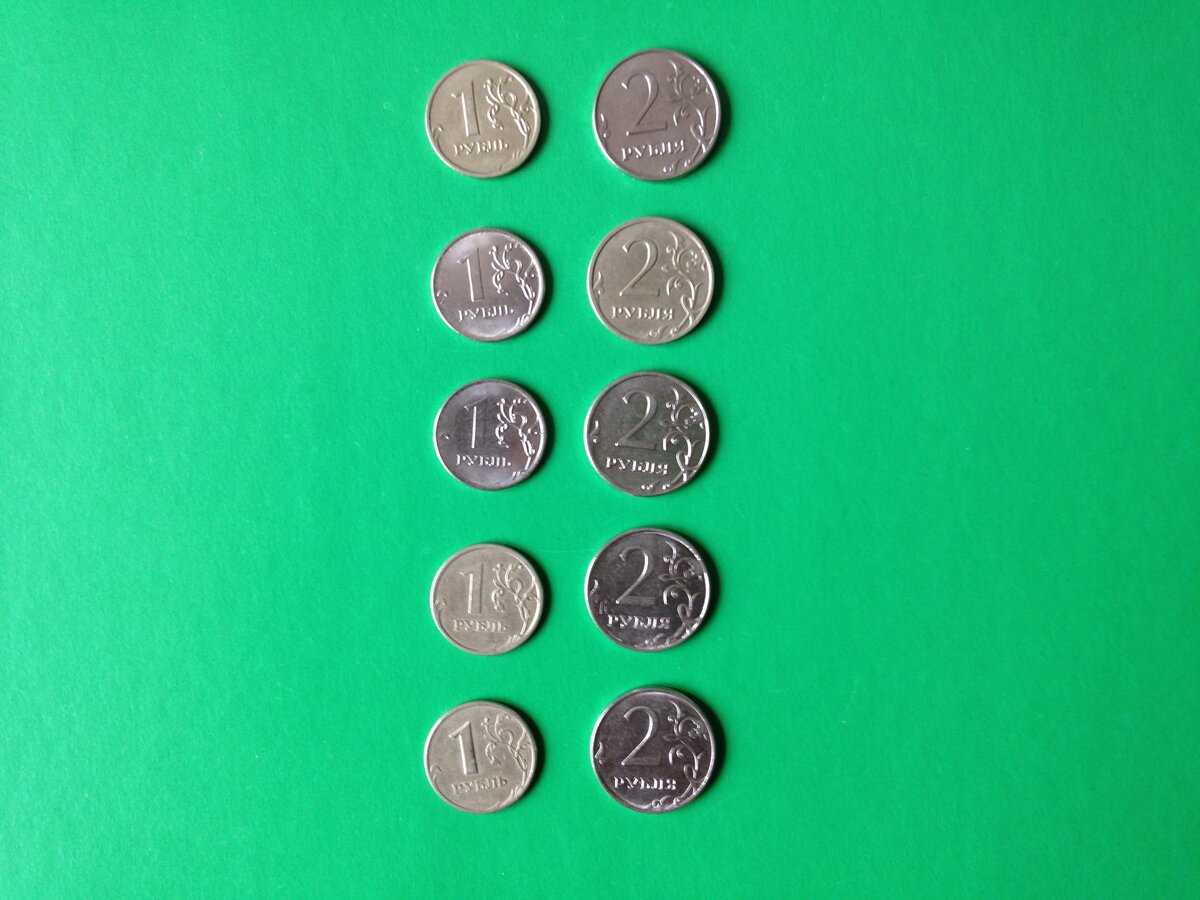 Монетки головоломки. Монета решкой вверх. Монетки 5 в ряд. Раскладывающаяся монета. Загадки с монетами.