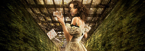 Гадание поможет вам понять, что к вам чувствует ваш возлюбленный, что он от вас скрывает, и какими будут ваши с ним отношения в дальнейшем. Интересно это гадание тем, что вы и про себя можете узнать что-то новое, открыть самой себе глаза на собственные страхи или на подсознательную тягу к какому-то другому мужчине, а не к тому, на которого гадаете.