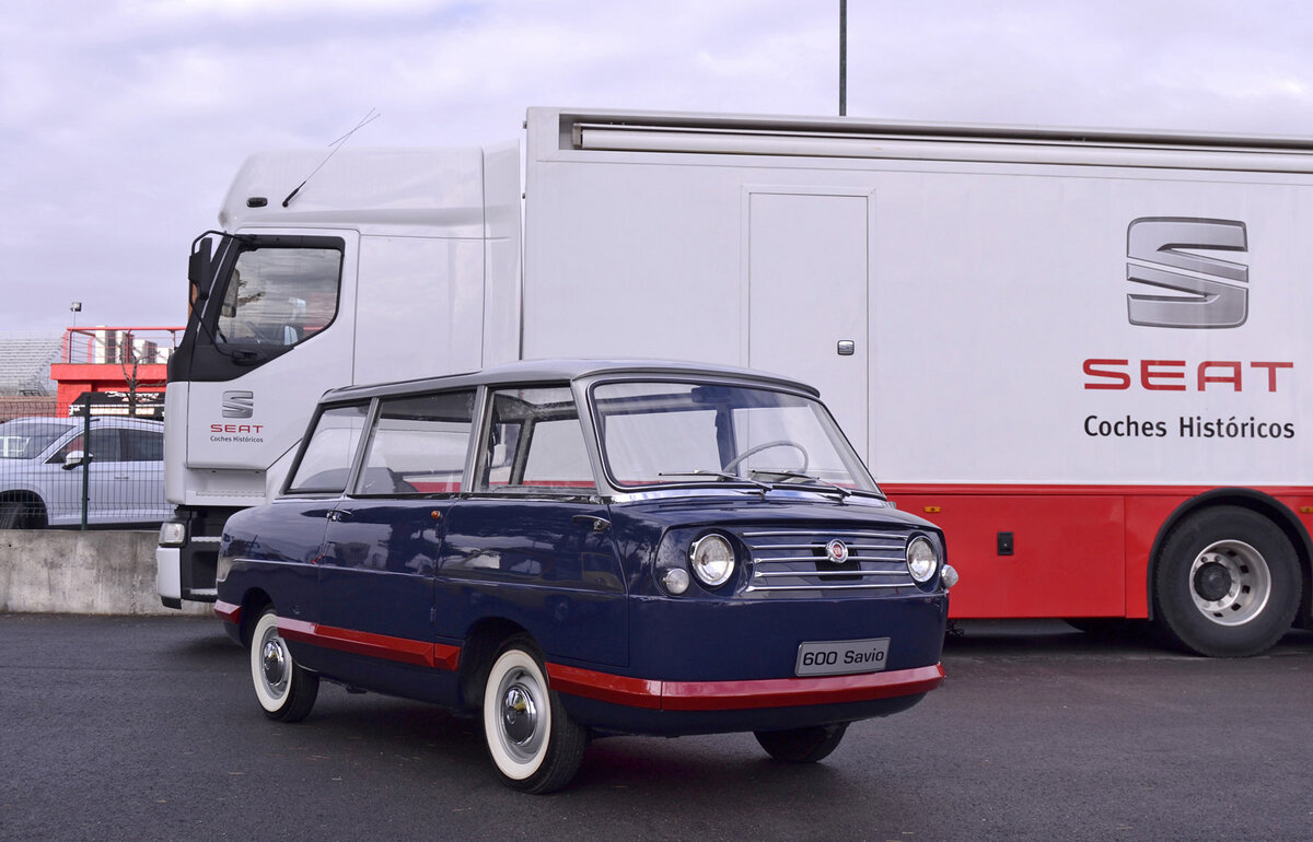 Seat / Fiat 600 Multipla Panoramica 1964 – Экскурсионный транспорт для Vip  персон | Интересные автомобили | Дзен