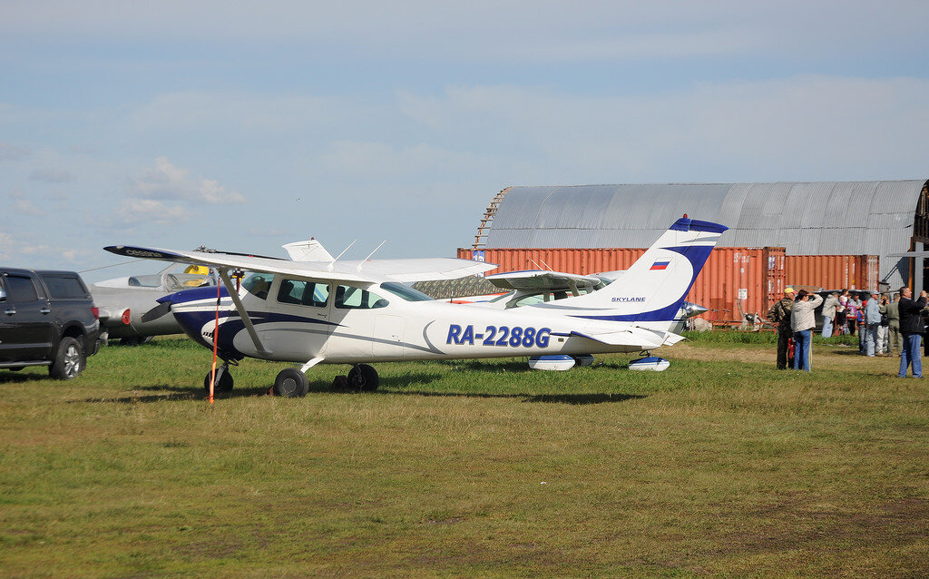 Cessna-182N - RA-2288G

