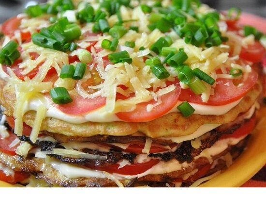 Торт из кабачков с помидорами и сыром 