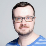 Мы намеренно искали неочевидные территории, на которых бренд bruno banani мог бы проявить себя во всей красе.
Дело в том, что в глобальной стратегии продвижения бренда активно используются инновационные маркетинговые приёмы: например, коллеги из Германии тестировали бельё bruno banani в условиях невесомости на станции «Мир», а на Зимней Олимпиаде 2010 года умудрились забрендировать спортсмена.
Поэтому стандартные приёмы продвижения парфюма отпали сразу. В итоге мы постарались сделать то, что никто в категории парфюмерии до нас не делал, — стрип-кибертурнир.Андрей Доновкреативный директор агентства Isobar Moscow