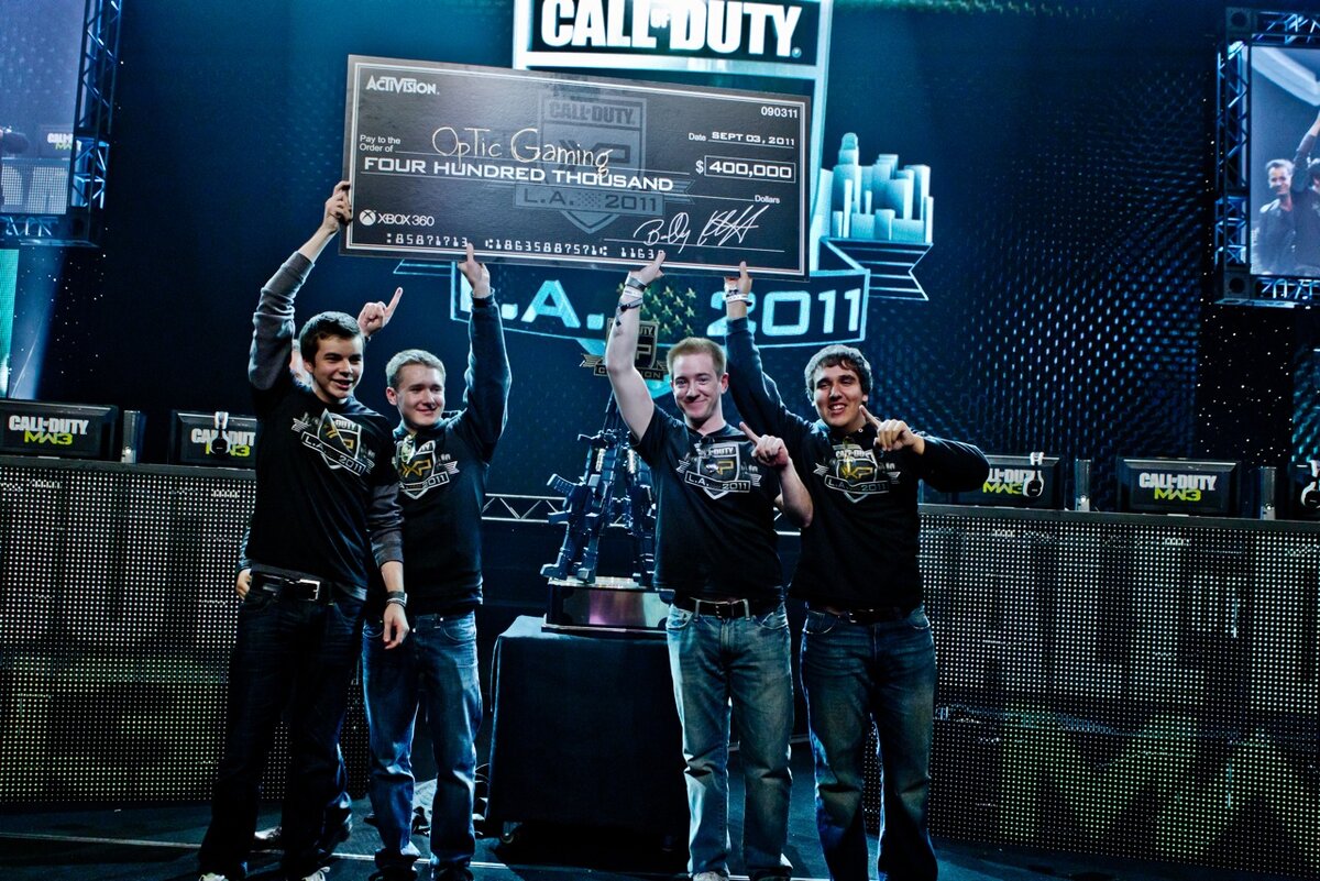 OpTic Gaming на Call of Duty XP 2011. Основной консолью тех лет была XBOX