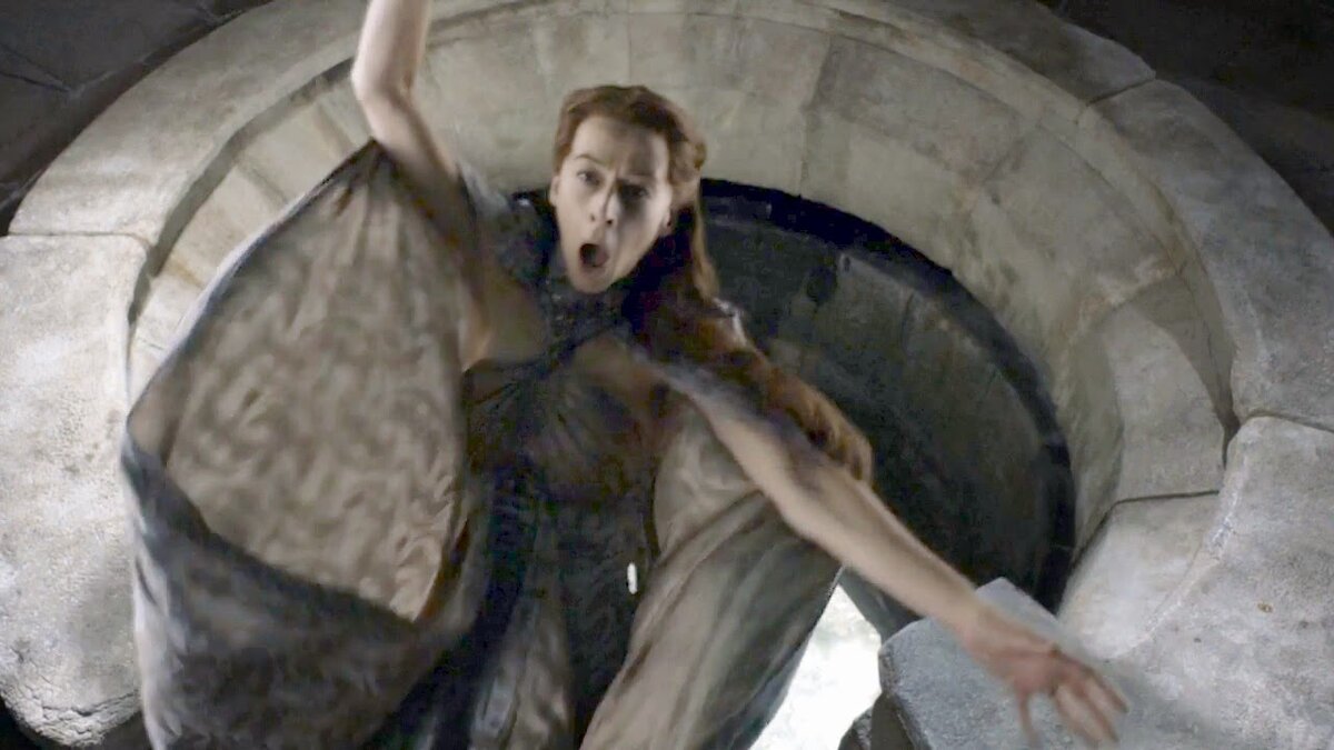 Падение Лизы Аррен в Лунные Ворота.