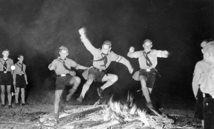 Празднование дня летнего солнцестояния, Берлин, 1937