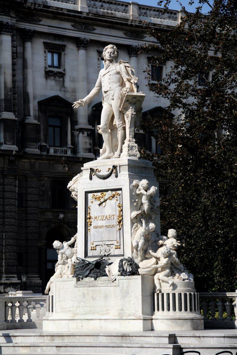Mozart vienna. памятник моцарту в вене фото. Mozart vienna. Mozart vienna. Mozart vienna.