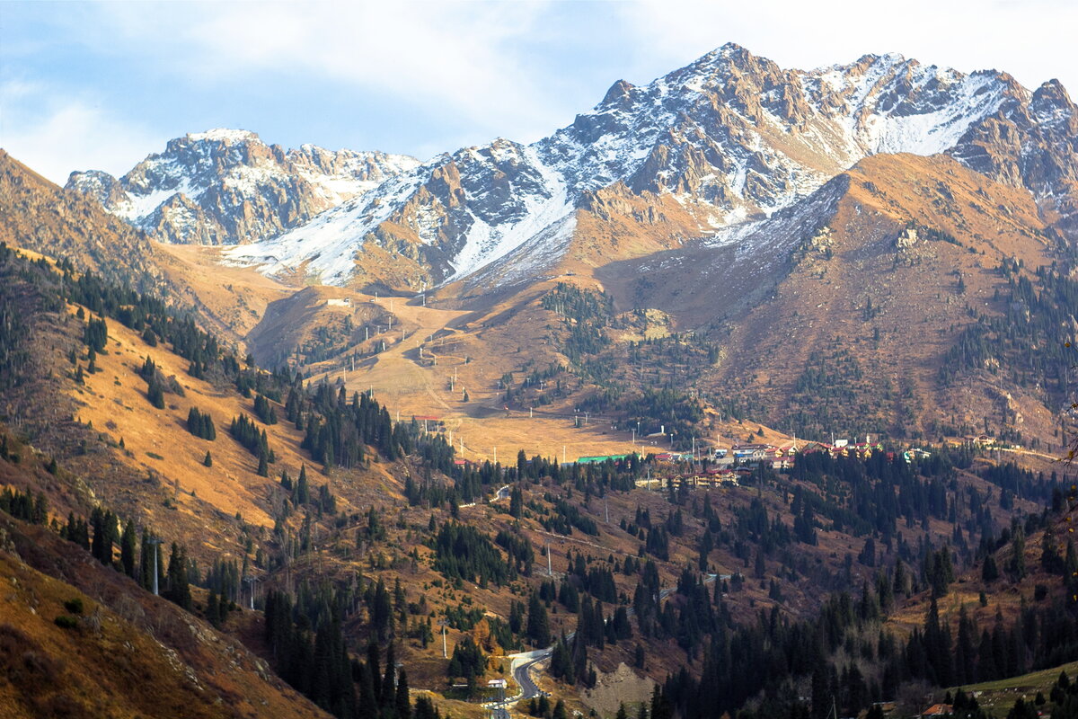 Прямой вид с селезащитной плотины