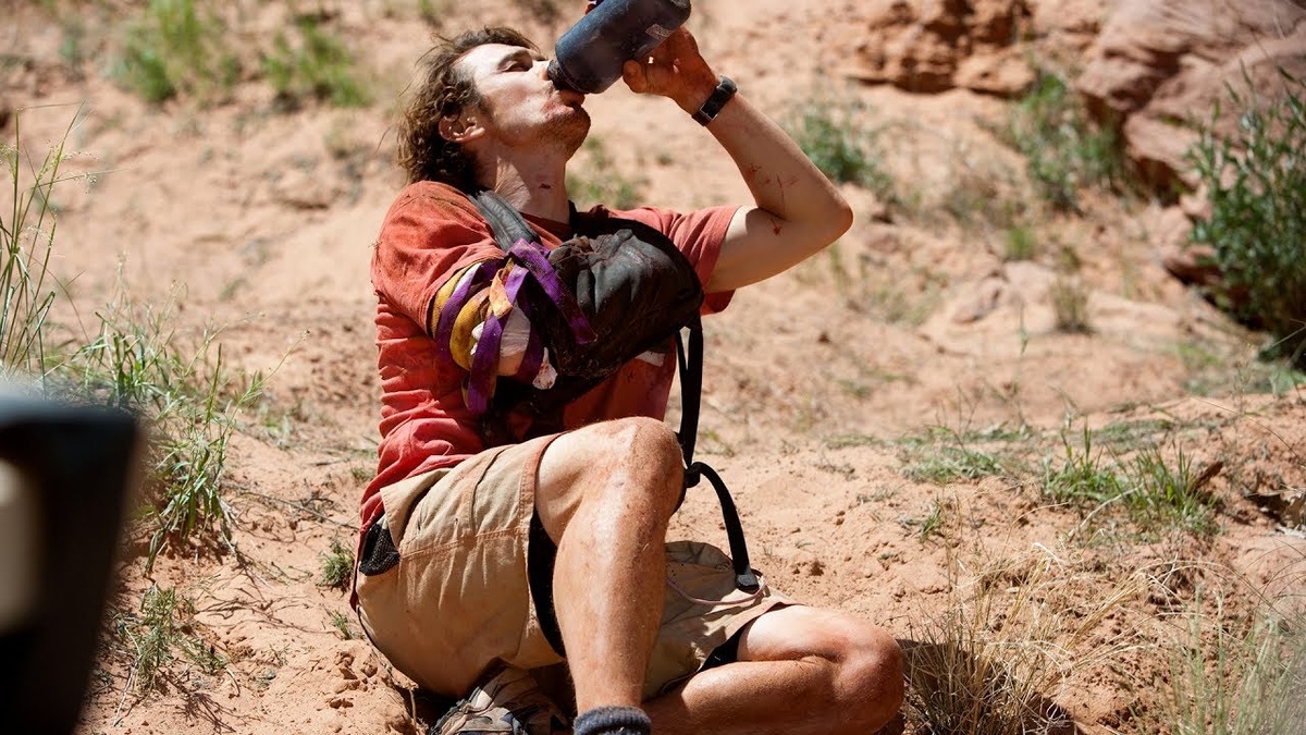 Кадры из фильма "127 часов"