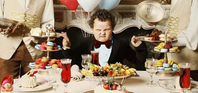 богатые дети. дети и деньги. дети богатых родителей. личный бюджет. векторная иллюстрация люди деньги.