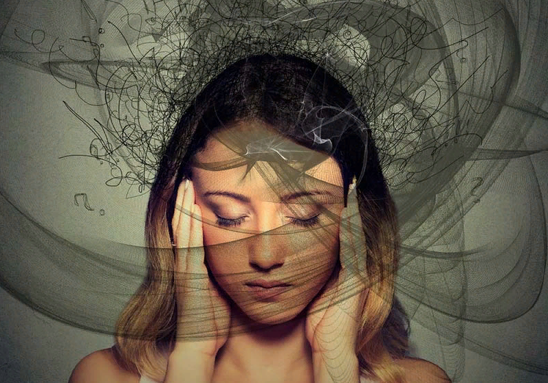 Голова творит: в ней сплошной кошмар и сумятица...