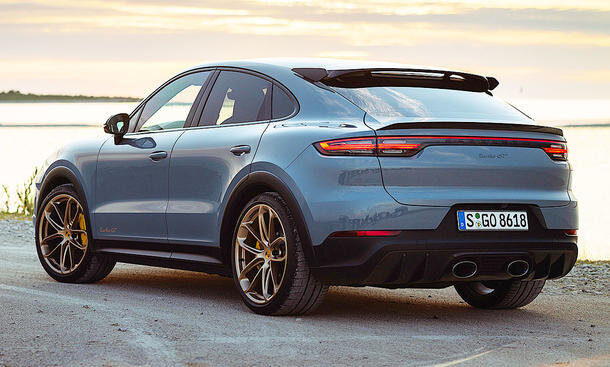 Porsche Cayenne Turbo GT: испытатели с восторгом намекают, что на дорогах им придется любоваться сзади, ибо не догонишь!