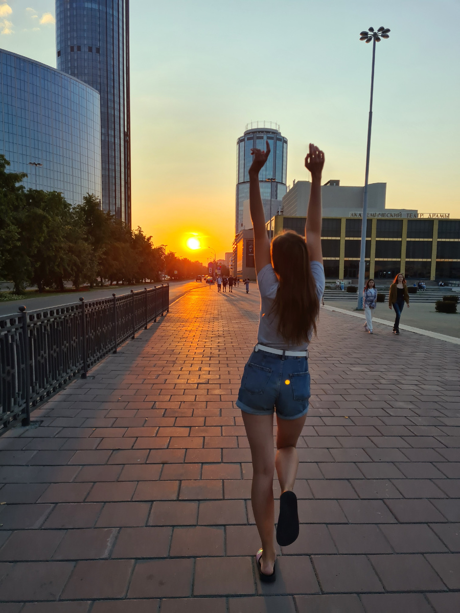 Я совсем недавно смогла по настоящему полюбить себя. После этого, моя жизнь изменилась на 360°