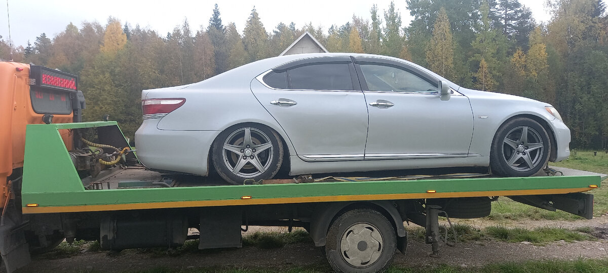 Лексус спушиной подвеской .