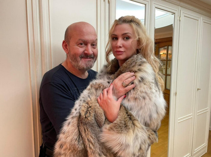 Вячеслав Гришечкин и Диана Бичарова. / Фото: www.muzhyazheny.ru