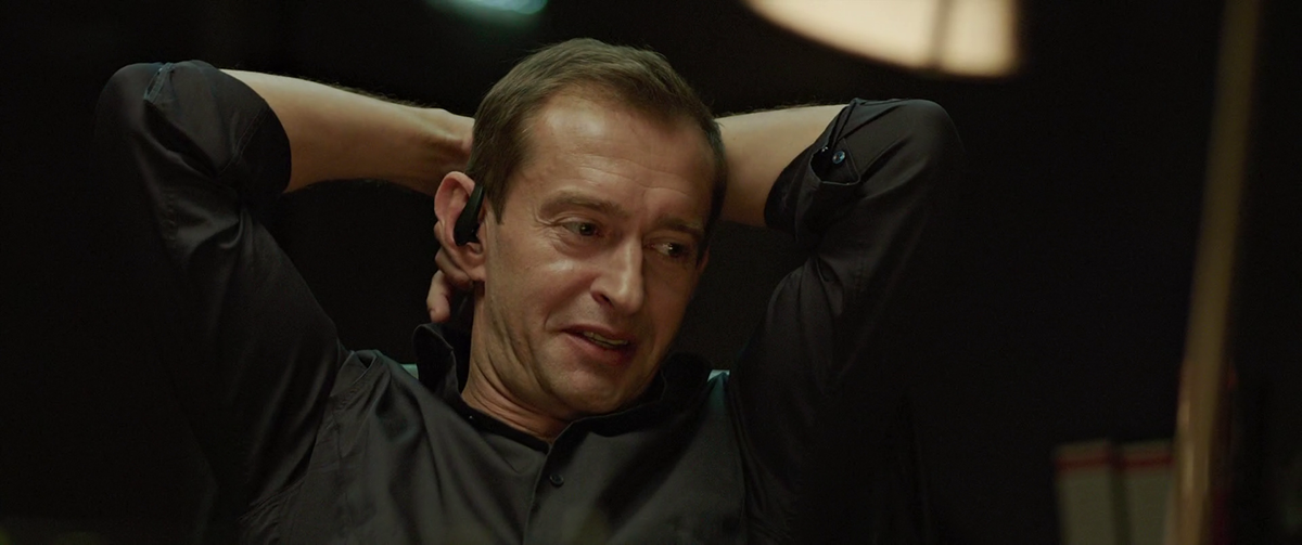 Кадр из фильма "Коллектор"