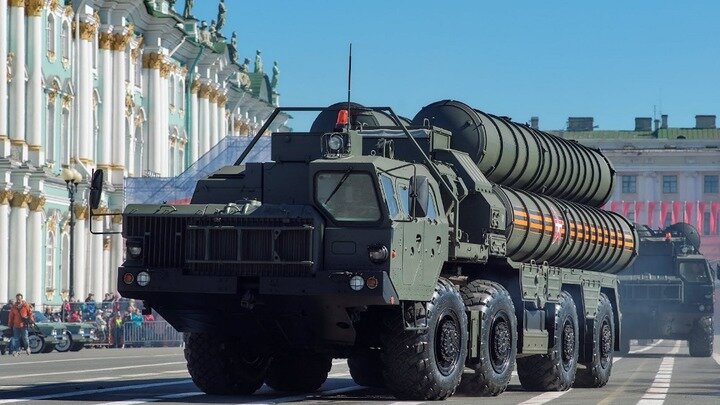 ЗРК С-500 на параде Победы.