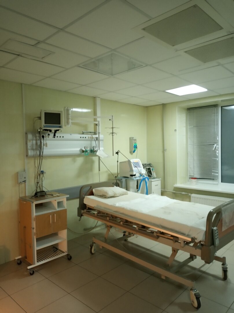 функциональня кровать в ожидании пациента