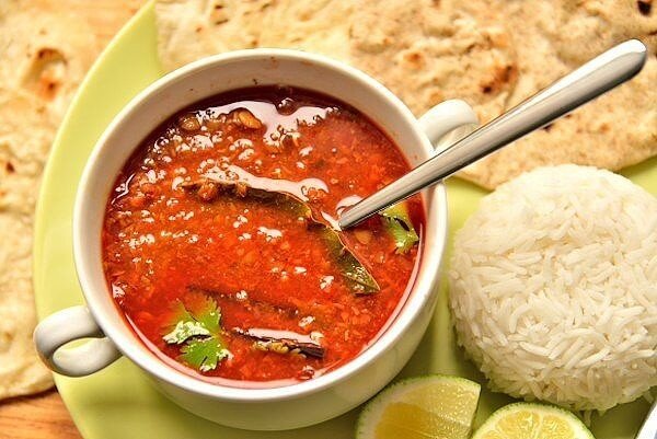 Дал с рисом и лепешкой