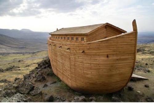  Петр РАСТРЕНИН

Если  глобальное потепление приведет к Всемирному Потопу, что мы будем  делать? Таким вопросом люди начали задаваться в последнее время. И  потому они снова обратились к загадке легендарного Ноева ковчега.
