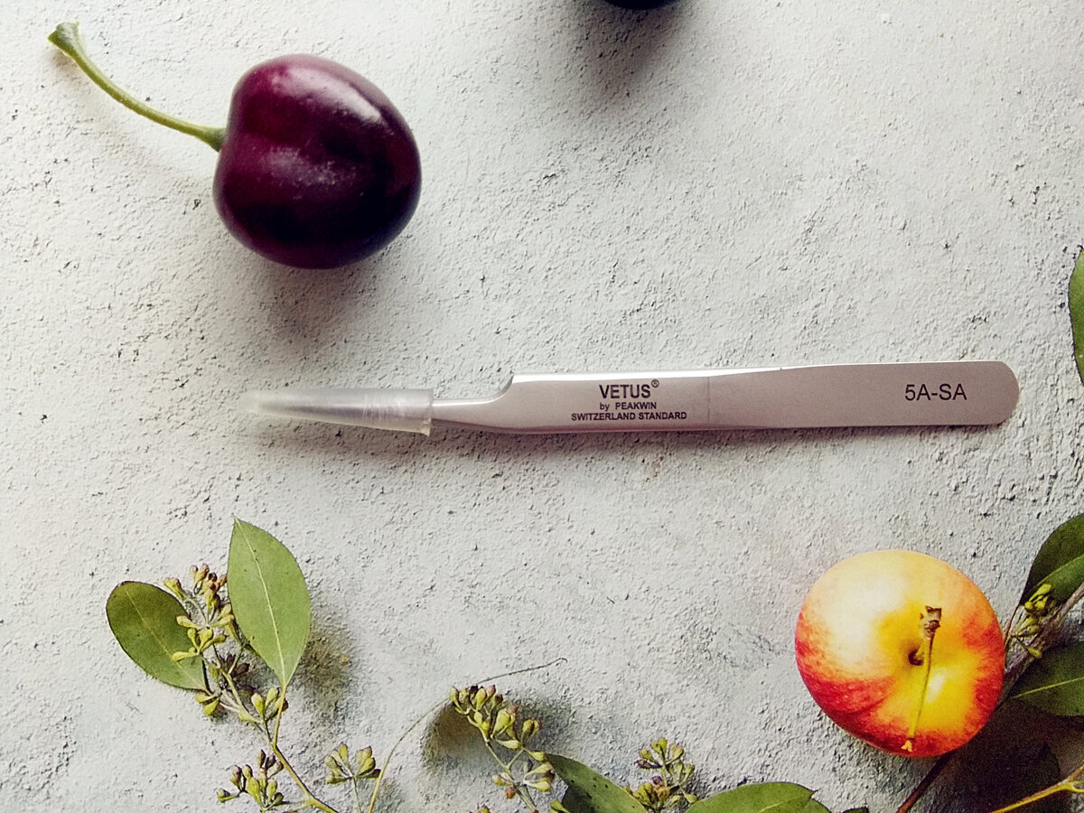 Прямой пинцет для наращивания ресниц VETUS 5A-SA - отзыв. Фото: канал Гид Парфюм.Прямой пинцет для наращивания ресниц VETUS 5A-SA - отзыв. Фото: канал Гид Парфюм.