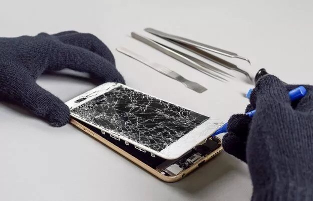 Как заменить экран на iPhone