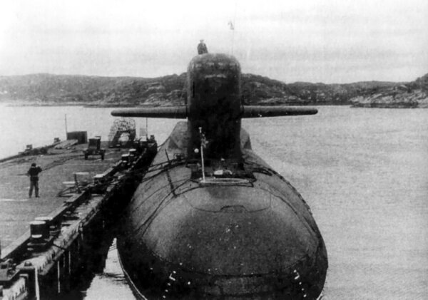 Подводная лодка К-219