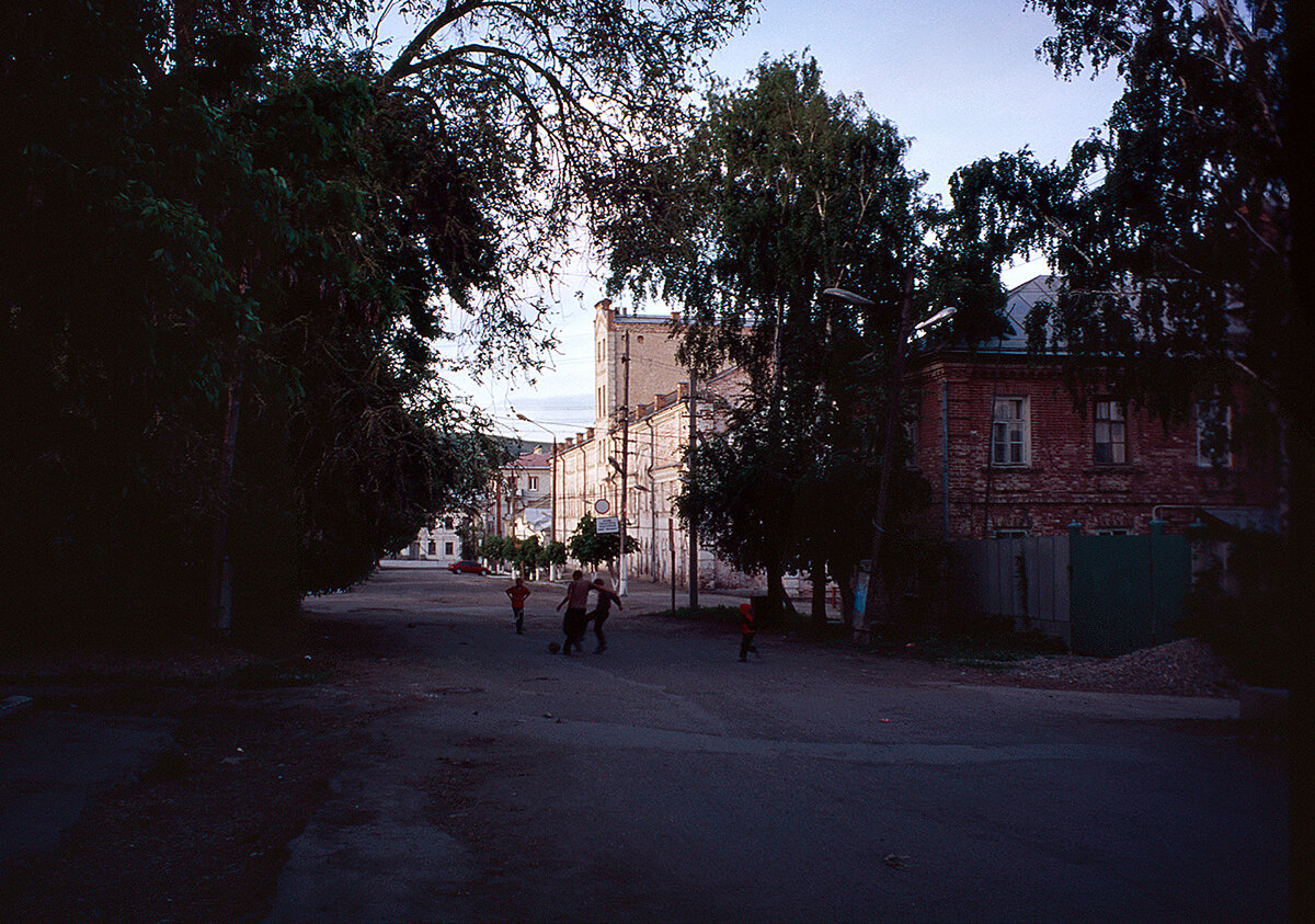 Уличный футбол