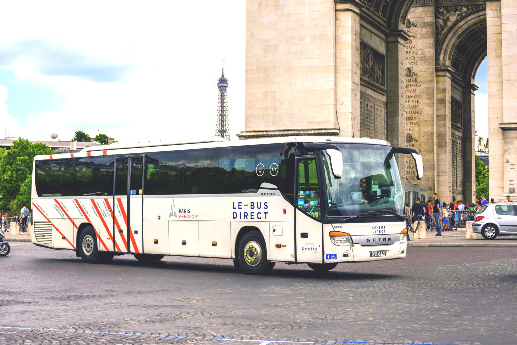 Автобус "Le Bus Direct"
