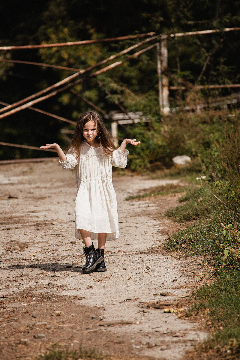 моя старшая дочь Алиса, 6 лет