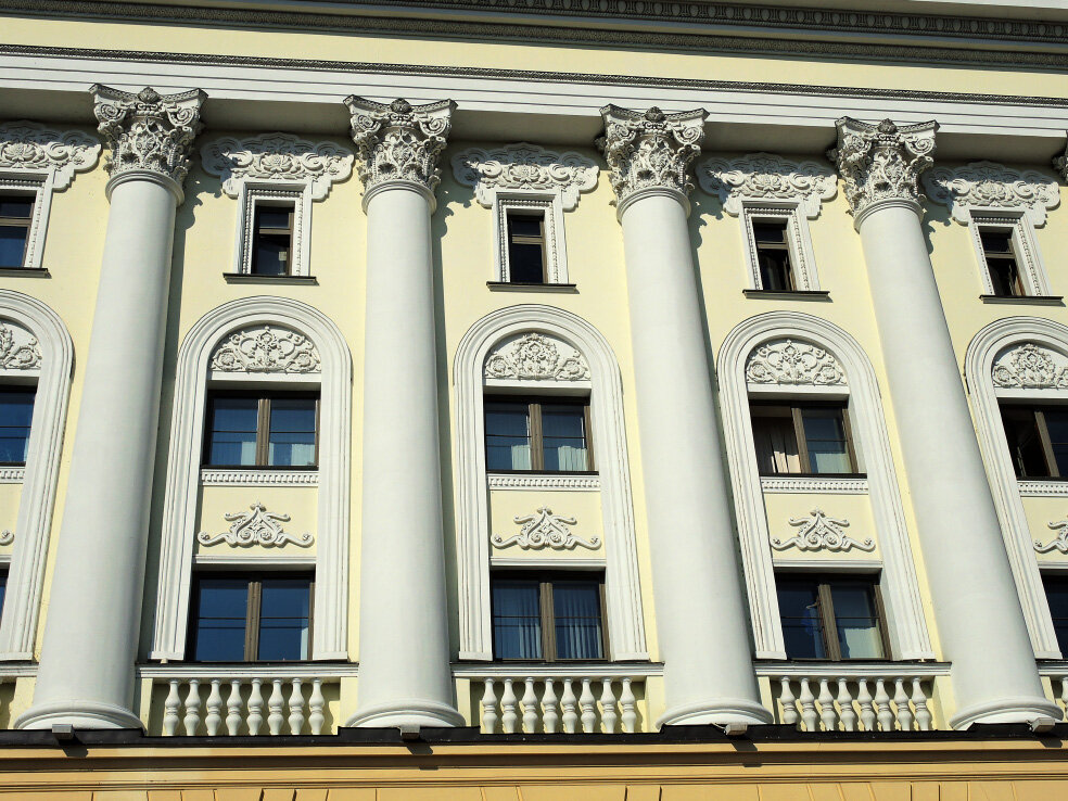 Казань • Театр оперы и балета | Денис Царев | Для тех, кто никуда не ...