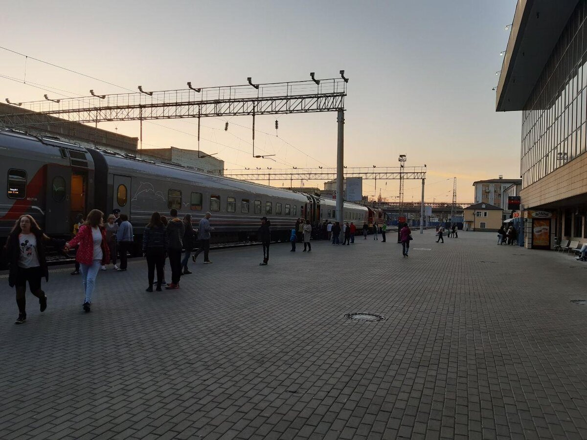 Тест поезда из Петербурга в Крым. Как санкции влияют на пассажиров