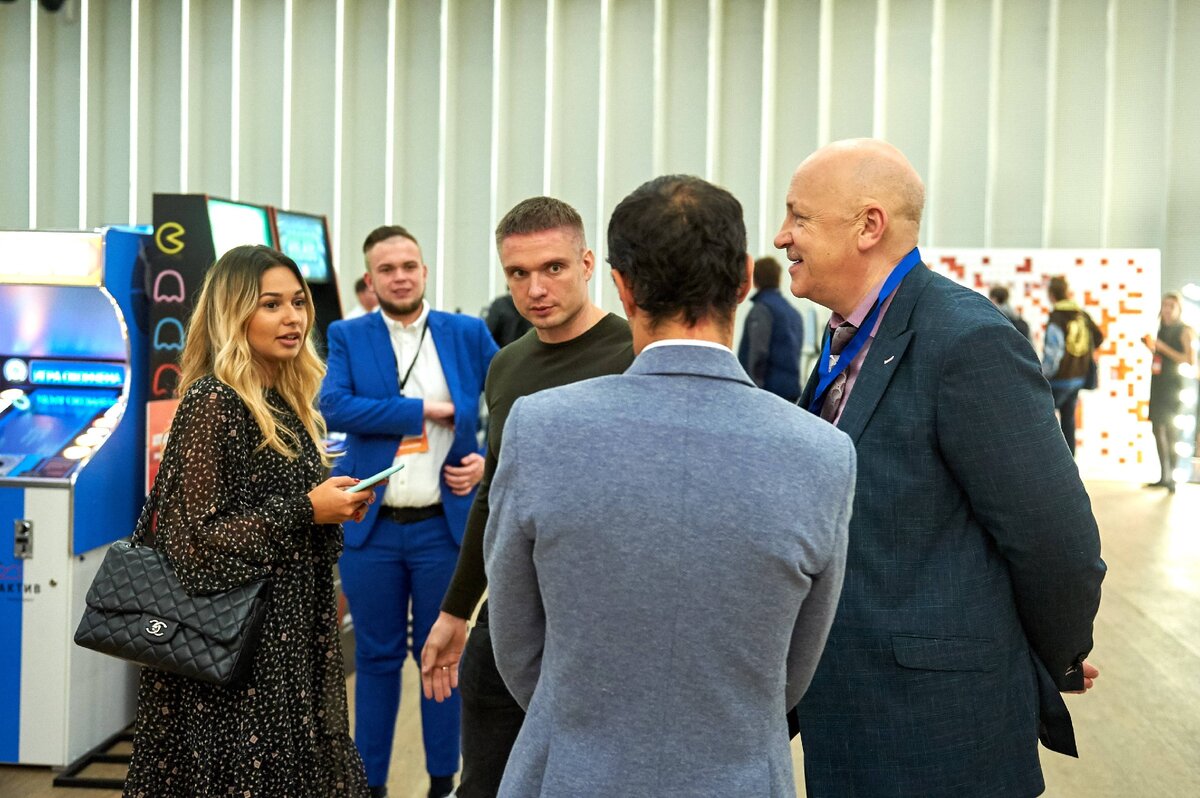 Общение и знакомства в малых группах на конференциях - хорошая идея