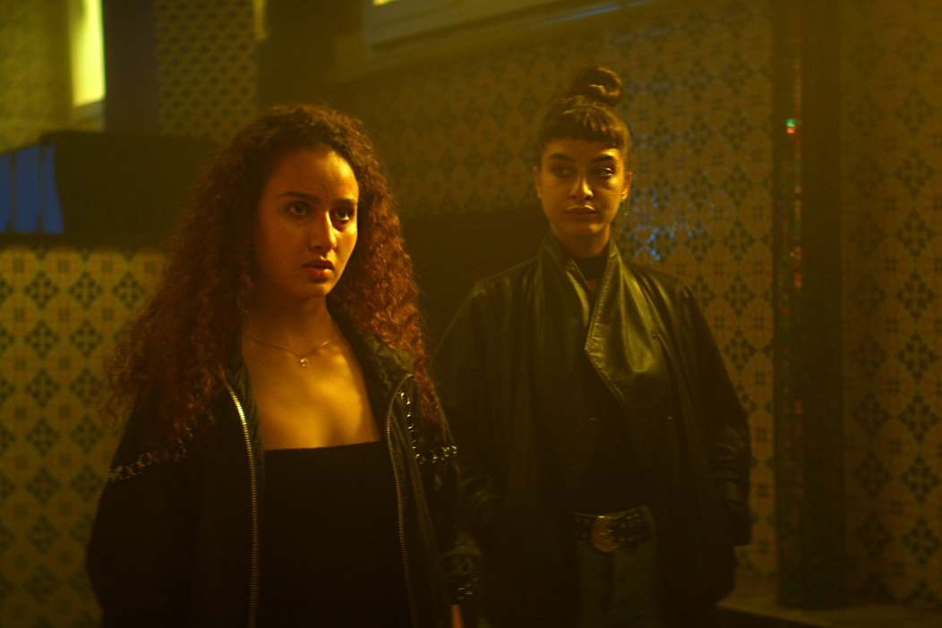 Кадр из сериала "Вампиры"