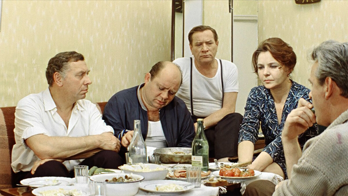 Кадр из фильма «Белорусский вокзал»