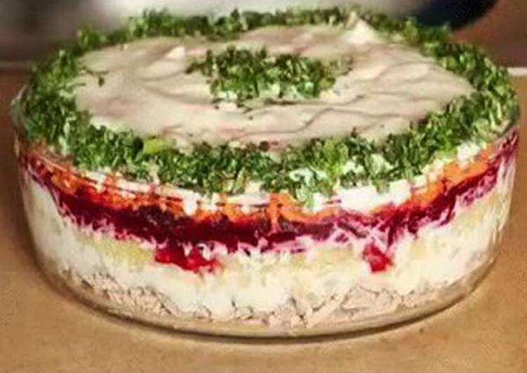 Салат “Корель”. Иллюстрация для статьи используется по стандартной лицензии ©dachnyedela.ru